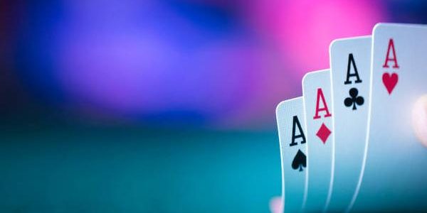 Exploring Card and Table Games on đánh bài casino trực tuyến Platforms