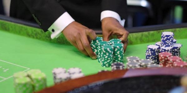 Online Casino UAE: Your Online and Land-Based Formats Questions Answered